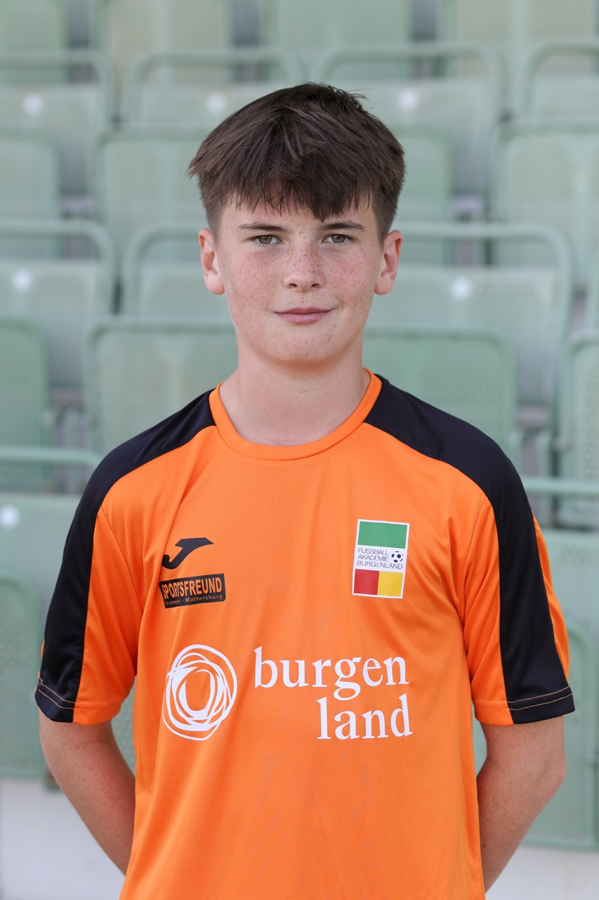 15 (Raphael Straussberger)